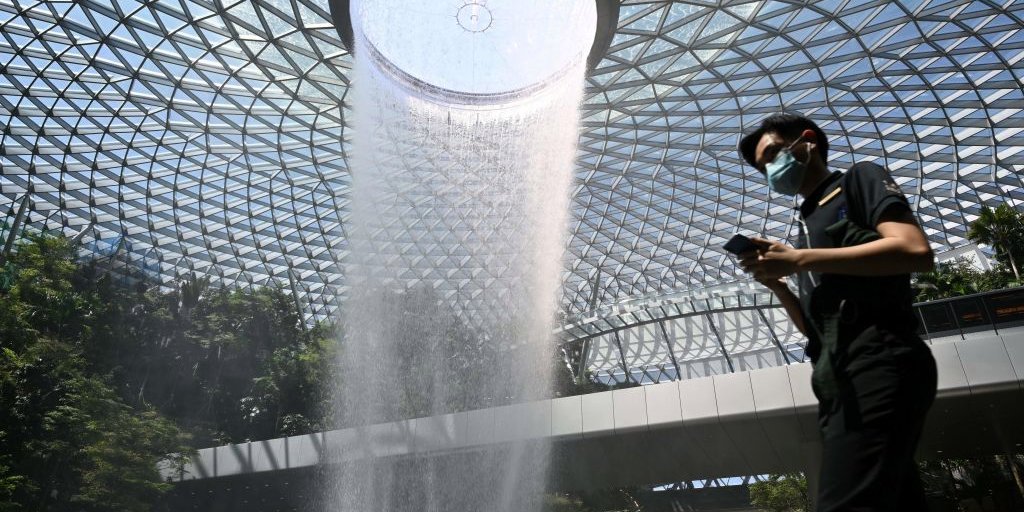 singapore vaccine, <b> Naol: Singapore has already vaccinated 6,200 citizens </b>