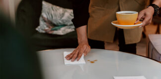 PSA: Show servers and restaurant staff respect